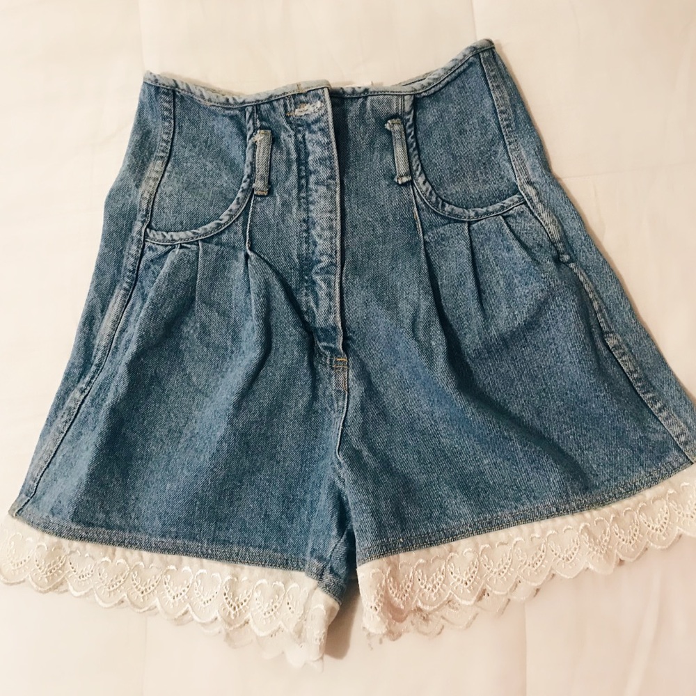 Switch Jean Shorts